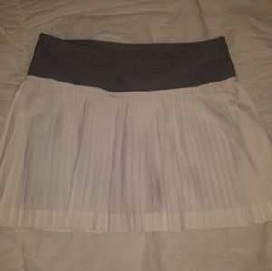 Lululemon Pleat to Street skirt